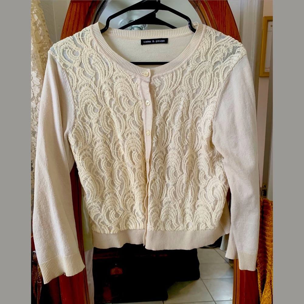 Cropped, Cream Colored Cardigan with Lace Details